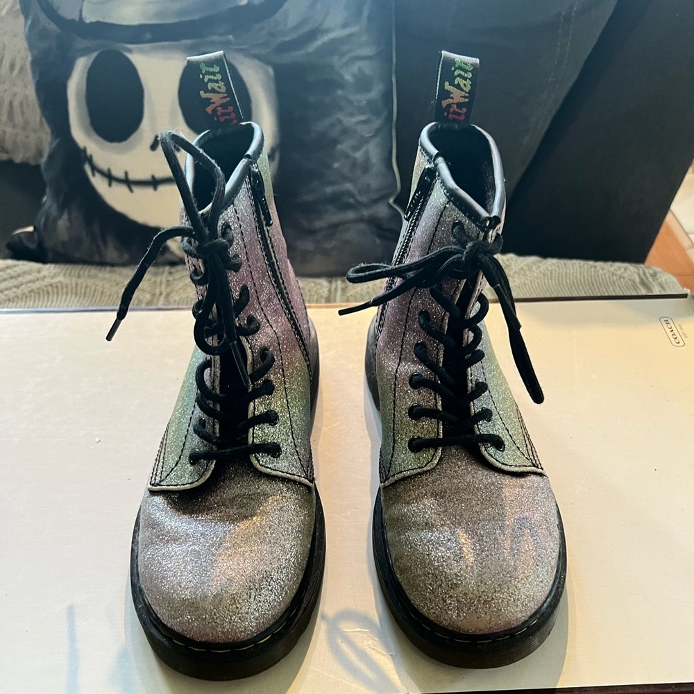 Dr Martens 1460 JY004 Glitter J Womens Boots Size 4..